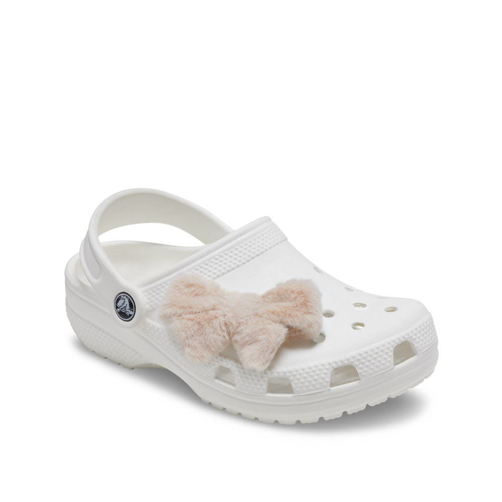 Can you put top jibbitz in fuzzy crocs