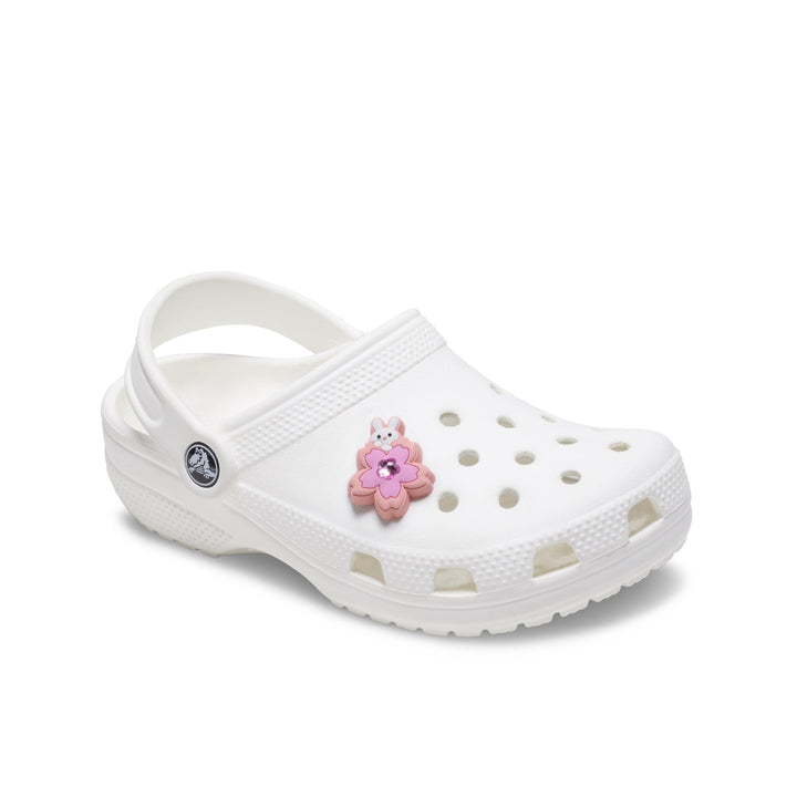 ตัวติดรองเท้า JIBBITZ™ CHERRY BLOSSOM BUNNY