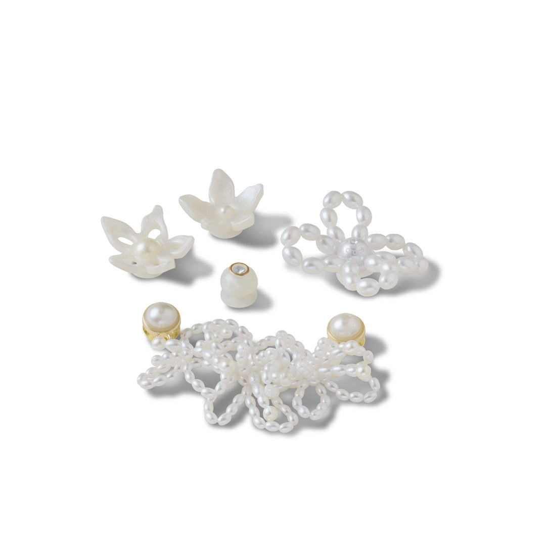 ตัวติดรองเท้า JIBBITZ™ WHITE PEARL BEADED 5 PACK