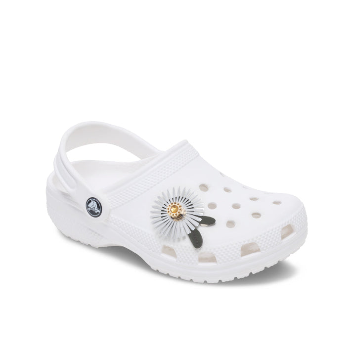 ตัวติดรองเท้า JIBBITZ™ SILVER SEQUIN FLOWER