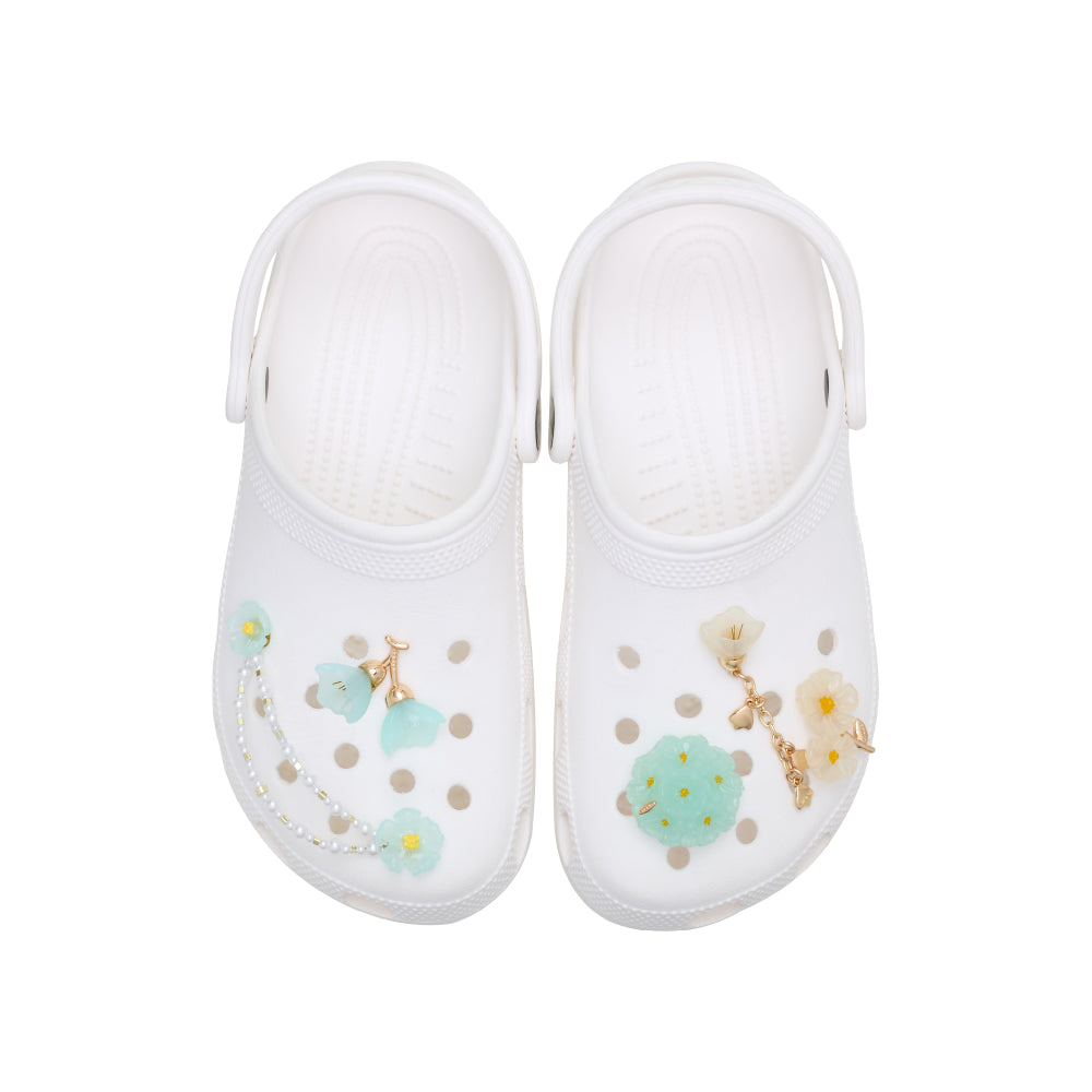 ตัวติดรองเท้า JIBBITZ™ BLUE DAINTY FLORAL 5 PACK