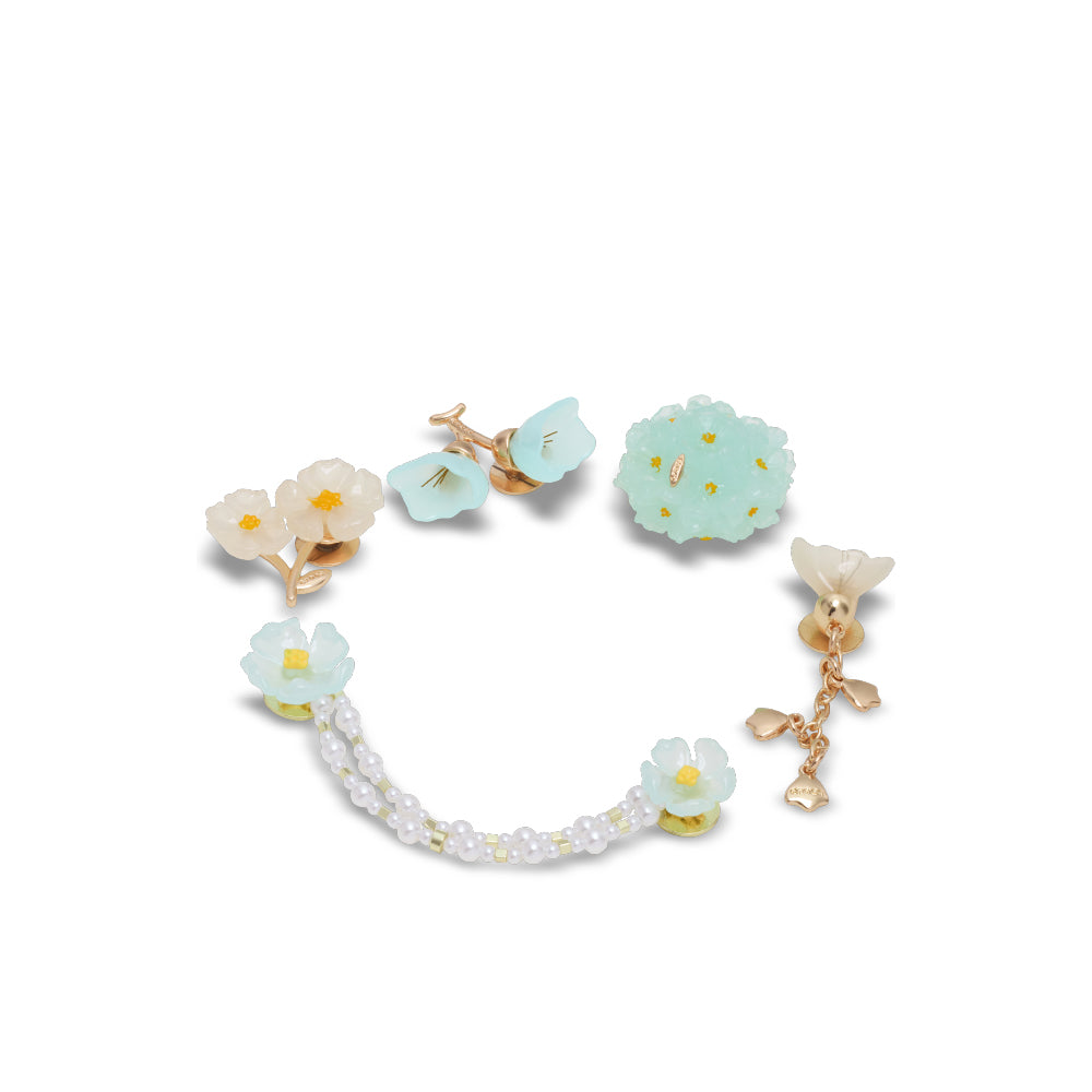 ตัวติดรองเท้า JIBBITZ™ BLUE DAINTY FLORAL 5 PACK