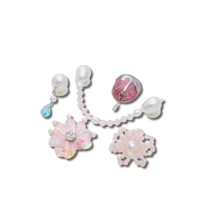 ตัวติดรองเท้า JIBBITZ™ CUTESY STRAWBERRY 5 PACK