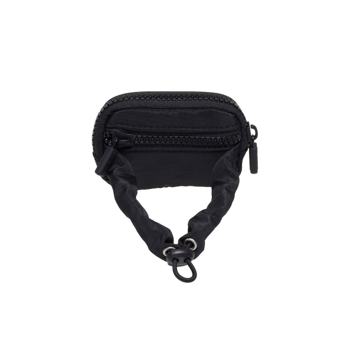 พวงกุญแจ CLASSIC POUCH WRISTLET