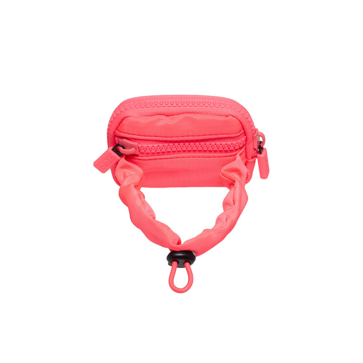 พวงกุญแจ CLASSIC POUCH WRISTLET