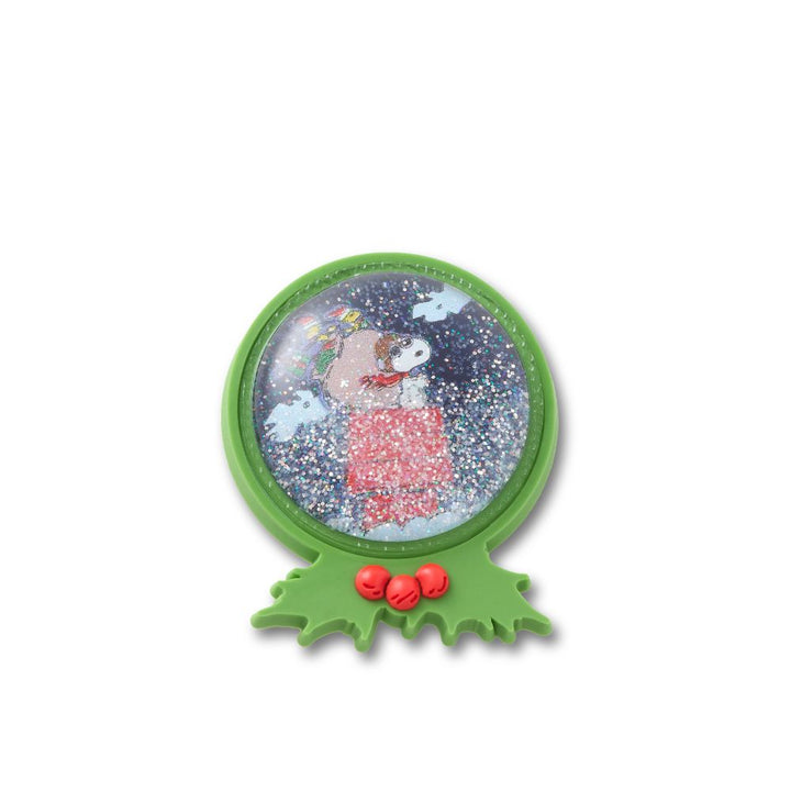 ตัวติดรองเท้า JIBBITZ™ PEANUTS ELEVATED HOLIDAY SNOW GLOBE